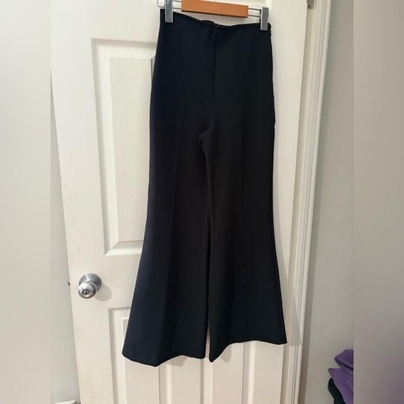 Urban Outfitters side zip size 2 wide leg flare black dress pants - Picture 3 of 9